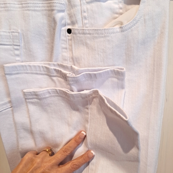 DG2 NWOT WHITE JEANS 16 W - Picture 7 of 12